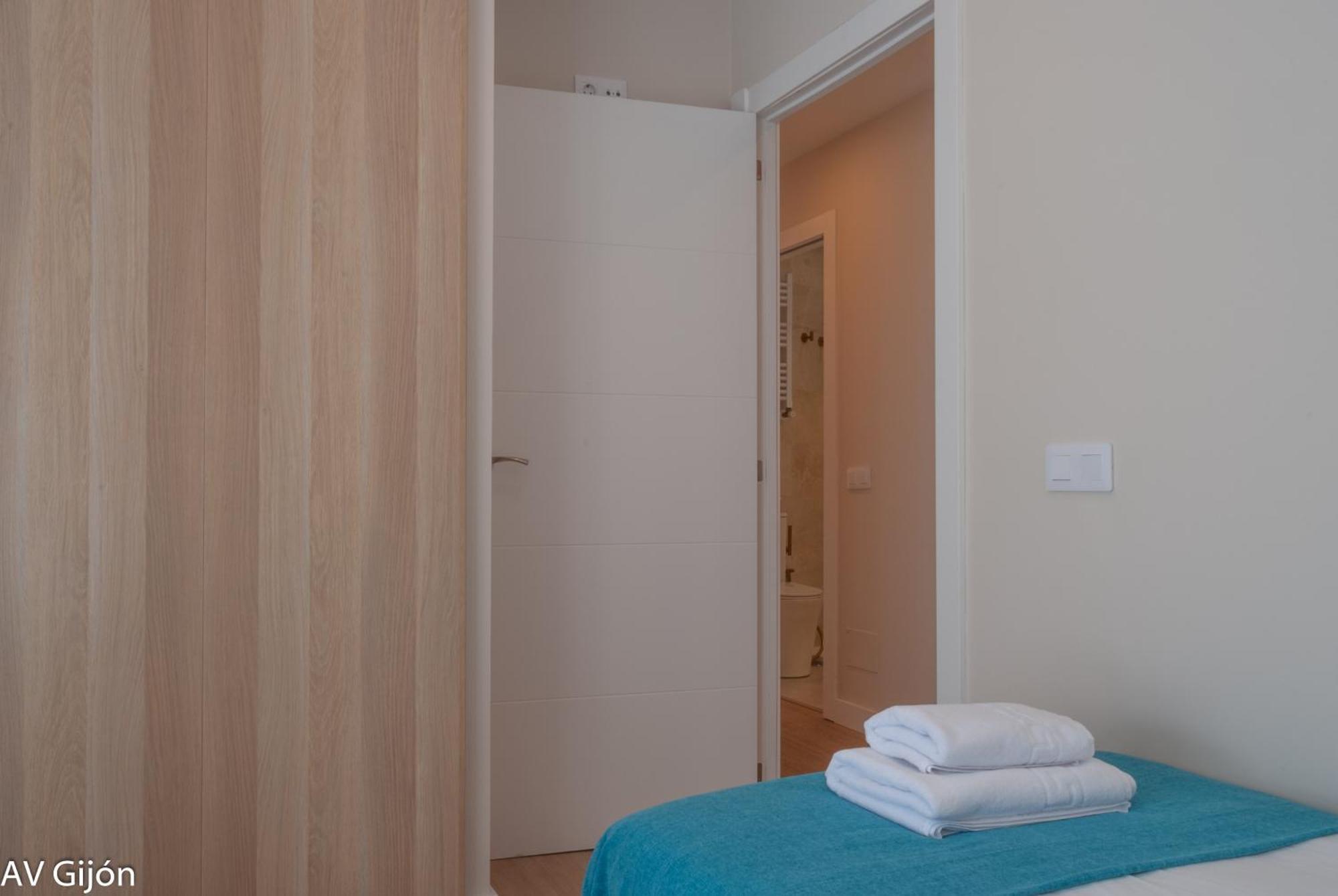 Av Costa One Apartamento Gijón Exterior foto