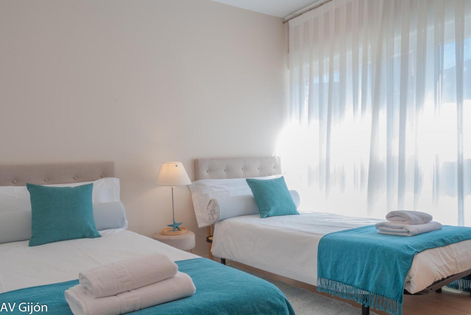 Av Costa One Apartamento Gijón Exterior foto