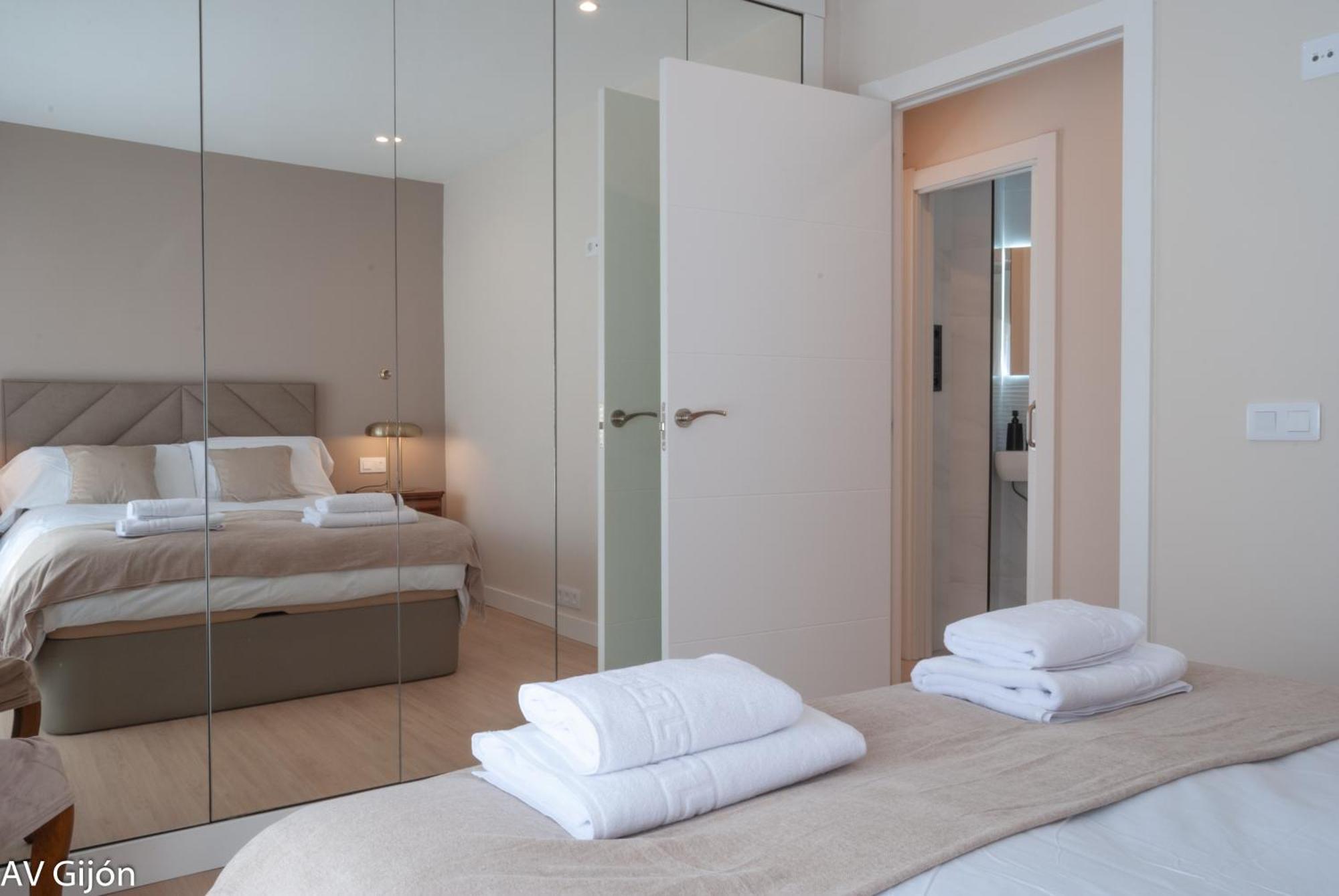 Av Costa One Apartamento Gijón Exterior foto